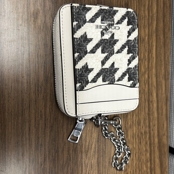 Coach Black and Cream Houndstooth Wallet - Picture 3 of 3
